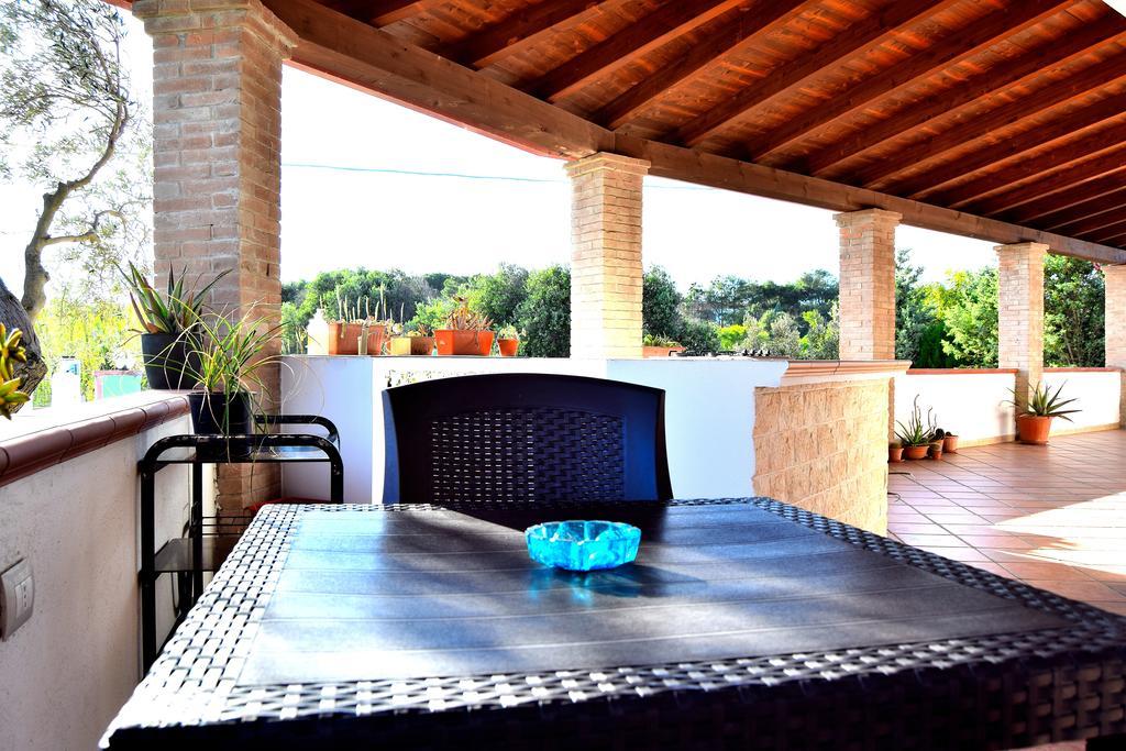 Mi Casa Es Tu Casa 79 Bed & Breakfast Portoscuso Exterior foto