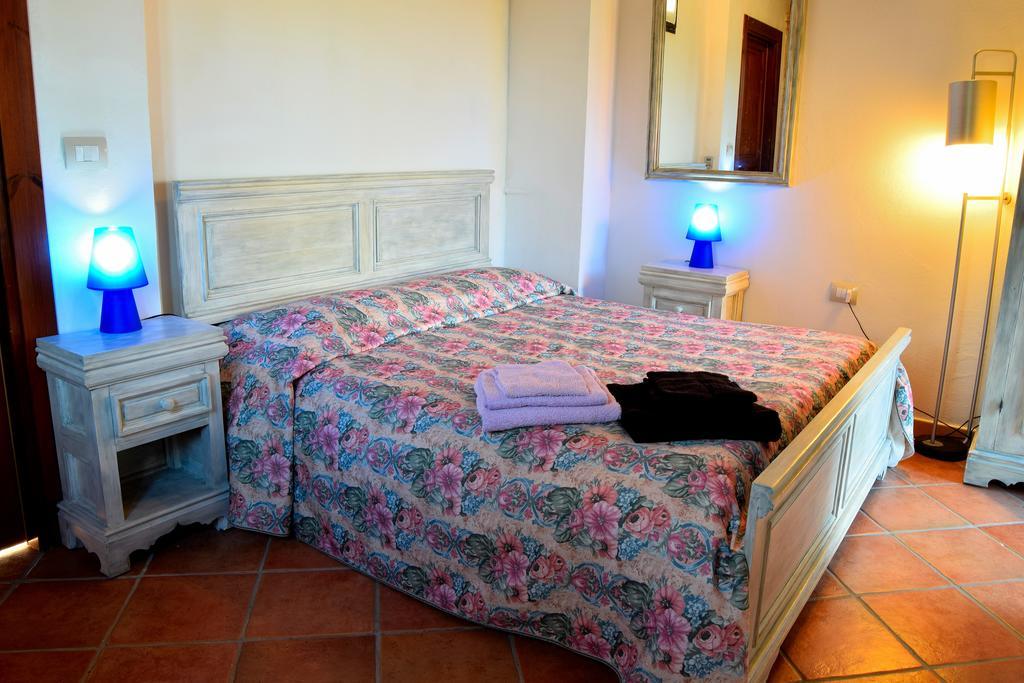 Mi Casa Es Tu Casa 79 Bed & Breakfast Portoscuso Exterior foto