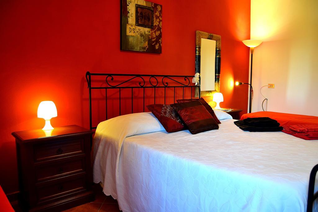 Mi Casa Es Tu Casa 79 Bed & Breakfast Portoscuso Exterior foto