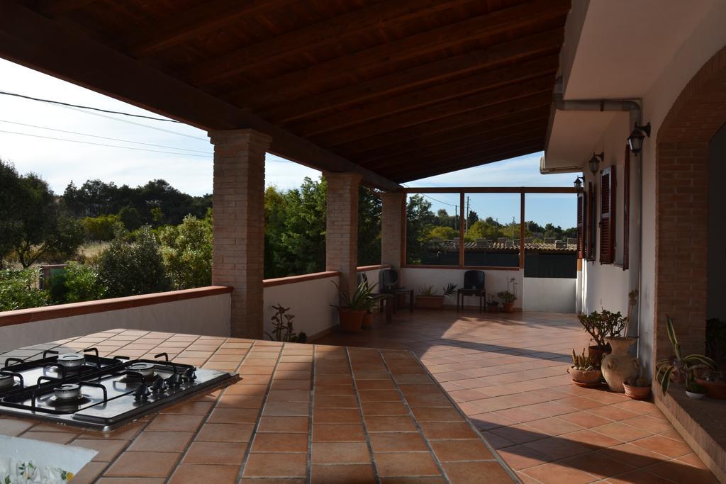 Mi Casa Es Tu Casa 79 Bed & Breakfast Portoscuso Exterior foto